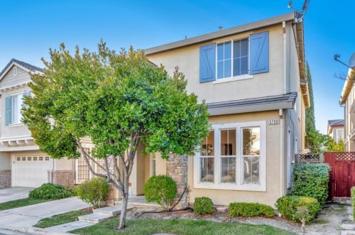 5798 Shadow Hill Dr, Pleasanton, CA 94568-7882