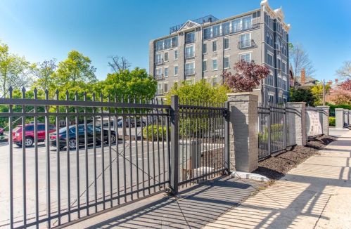 929 Auburnview Dr, Cincinnati OH  45206-2582 exterior