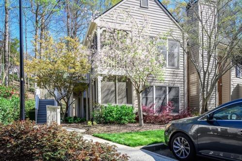 703 Bainbridge Dr, Atlanta GA  30327-4267 exterior