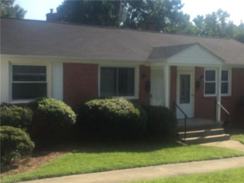 1818 Villa Dr, Greensboro, NC 27403-1257
