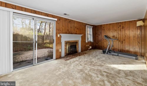 5250 Bradgen Ct, Springfield VA  22151-3505 exterior