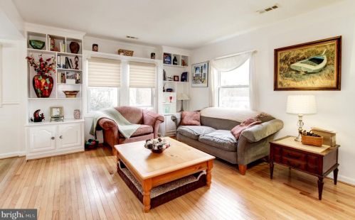 10610 Dunmoor Dr, Silver Spring MD 20901-1518 exterior