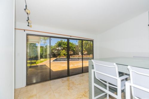 444 Halemaumau St, Honolulu HI  96821-2057 exterior