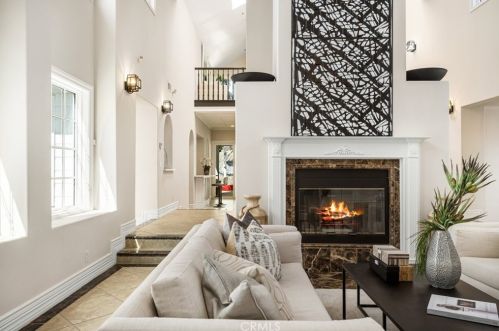 4501 Cerro Vista Dr, Anaheim CA 92807 exterior