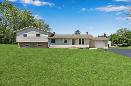 23761 Lake Vista Ave, Antioch, IL 60002-2226