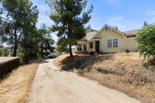 9351 Riverview Ave, Lakeside, CA 92040-3726