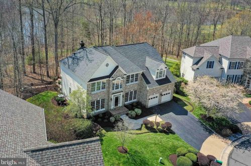 8163 Cancun Ct, Gainesville, VA 20155-2860