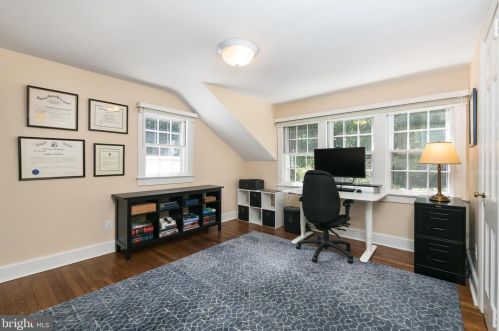 37 Ridgeview Rd, Princeton NJ  08540-7666 exterior