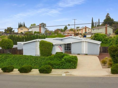 7013 Coleshill Dr, San Diego, CA 92119-1340