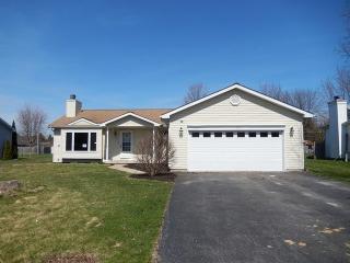 498 Erma Dr, Somonauk, IL 60552-9665