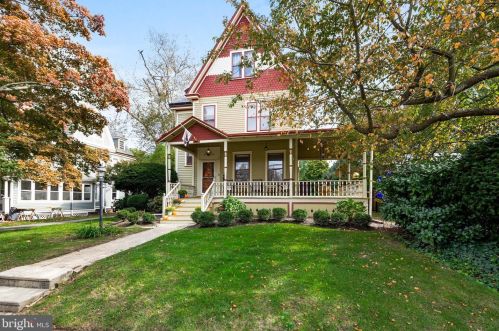 135 Warwick Rd, Tavistock NJ  08033-3706 exterior