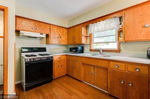 6900 Lee Ave, Minneapolis, MN 55429-1332