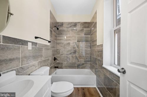 1729 28th St, Philadelphia PA  19145-1711 exterior