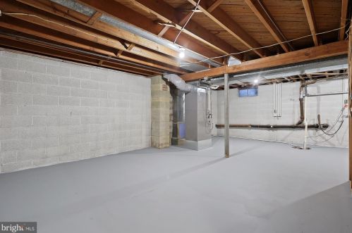 509 Diller Rd, Hanover PA 17331-4806 exterior