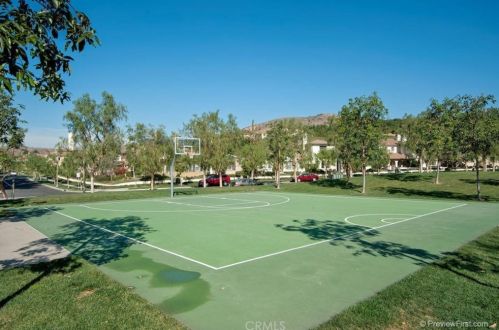 38 Latitude, Irvine CA  92618-8821 exterior