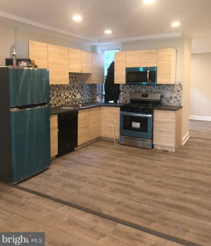 1318 48th St, Philadelphia PA  19143-4403 exterior