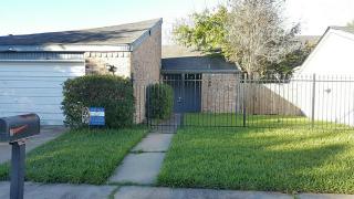 11326 Bandlon Dr, Houston TX  77072-1912 exterior