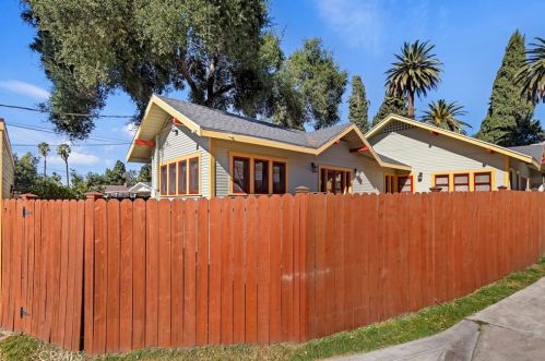 3892 Linwood Pl, Riverside CA  92506-1889 exterior