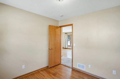 506 2nd Ave, Saint Paul MN  55112-6824 exterior