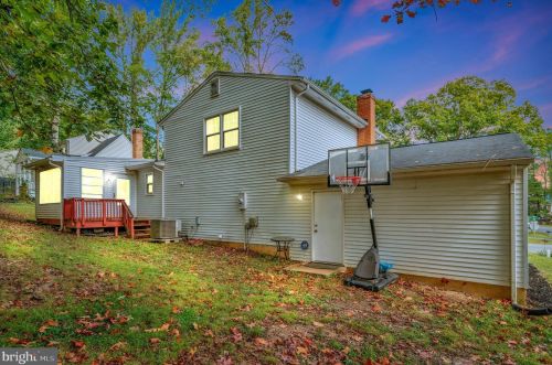 7004 Battlefield Green Dr, Fredericksburg, VA 22407-6404