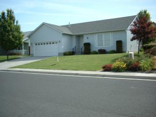 1710 3rd St, Cayuse, OR 97801-9441