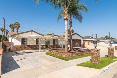 12011 Bartlett St, Garden Grove, CA 92845-1523