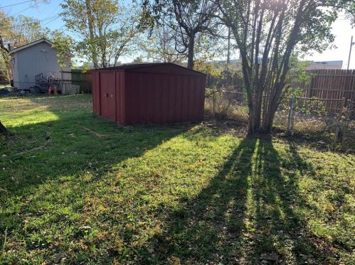 2023 Plymouth Dr, Irving TX 75061-2019 exterior