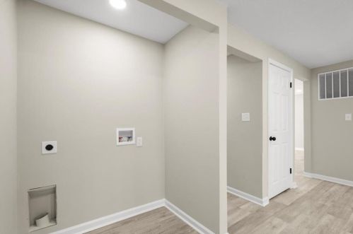 3366 Creekwood Dr, Rex GA 30273-2115 exterior