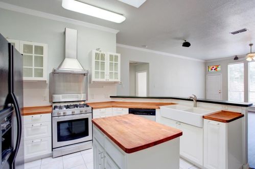 7020 Lomo Alto Dr, Fort Worth TX  76132-3562 exterior