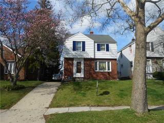 2473 Eastmoreland Dr, Toledo OH  43616-2765 exterior
