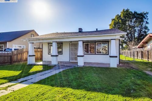 113 Jessie Ave, Manteca, CA 95337-5551