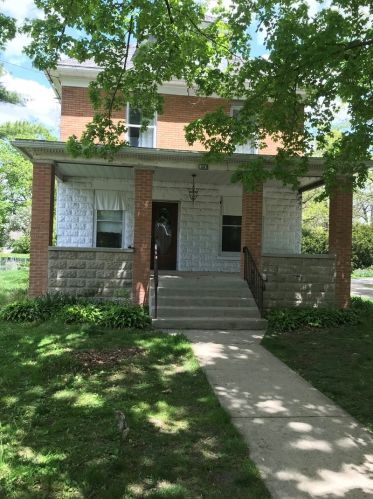 324 Church St, Rollo, IL 60518-8121