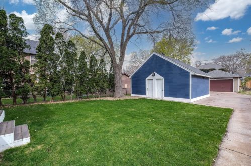 597 Holly Ave, Saint Paul MN  55102-2209 exterior