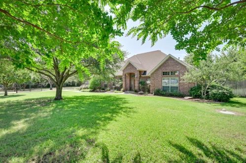5920 Myra Dr, Midlothian, TX 76063-5282