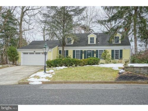 6 Westwood Dr, Haddonfield NJ  08033-3861 exterior