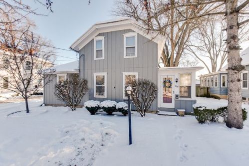416 State St, Batavia, IL 60510-2611