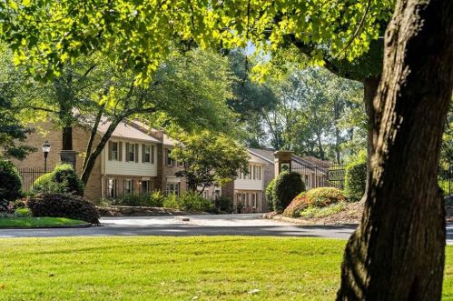 3427 Ashwood Ln, Atlanta GA  30341-4500 exterior