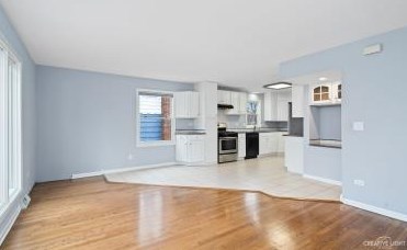 937 Loomis St, Naperville IL  60563-2742 exterior