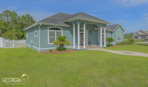 477 Deerwood Village Dr, Woodbine, GA 31569-4133