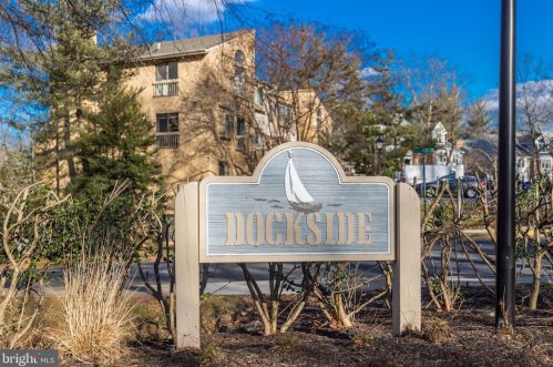 11232 Beaver Trail Ct, Herndon, VA 20191-4321