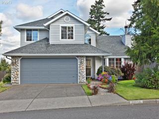 10923 Henderson St, Portland, OR 97266-4998