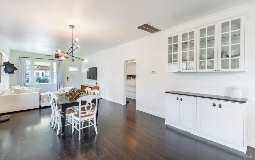 302 Scott St, Ukiah CA  95482-4320 exterior