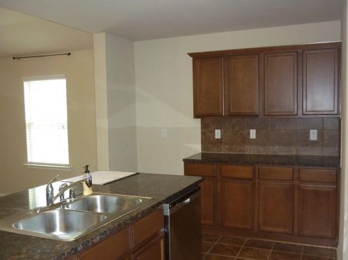 1054 Churchill Dr, Princeton TX  75407-2800 exterior