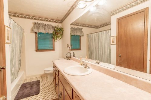 160 Country Roads Cir, Stockbridge GA  30281-1338 exterior
