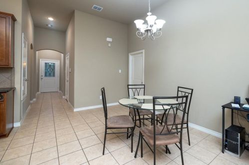 3704 Redwood Creek Ln, Fort Worth TX  76137-7063 exterior