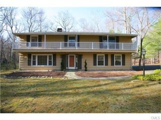 278 Rivergate Dr, Wilton CT  06897-3615 exterior