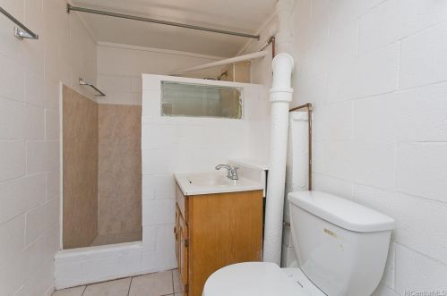 1781 Puowaina Dr, Honolulu HI  96813-1735 exterior