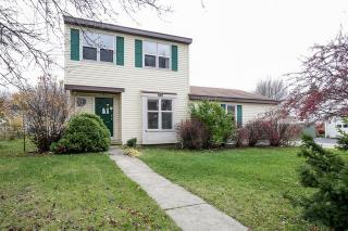 888 Britta Ln, Geneva, IL 60134-3401