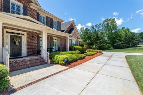 126 Haley Farm Dr, Holly Springs, GA 30115-7621