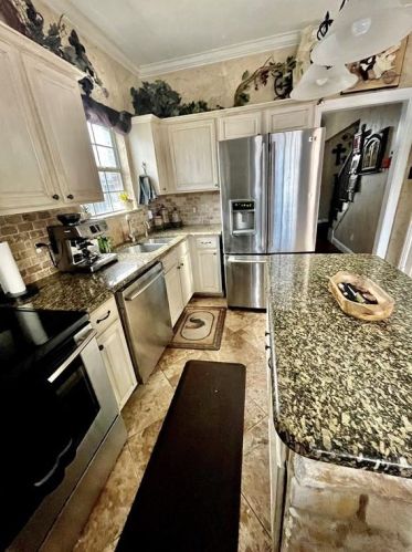 7774 Park Downs Dr, Fort Worth TX  76137-5451 exterior